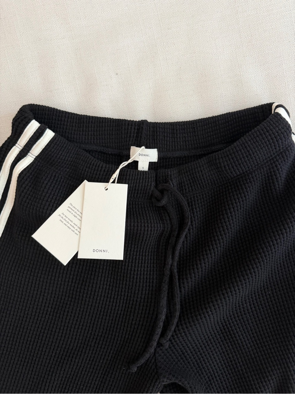 DONNI. The thermal crop stripe pant. NEVER WORN - Picture 2 of 4